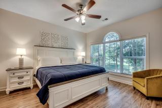 Oyster Catcher Unit 1124 - 1