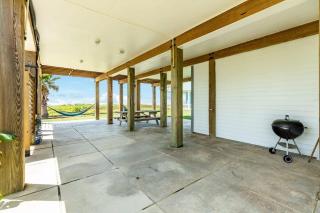 Absolutely Stunning Oceanfront - Inside & Out - 8