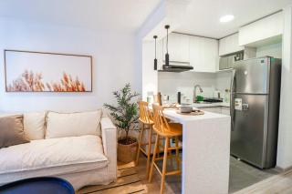 HOM l Depto 2PAX 1D1B Mc Iver Santiago - 2