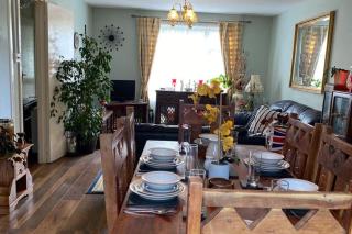 2-Bed House Sleeps 4 - Enclosed Garden - Tv & WiFi - 1