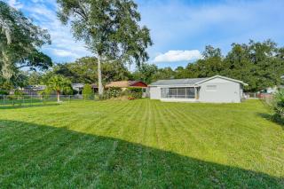 Gateway to Orlando Theme Parks! Home with Large Yard - 9