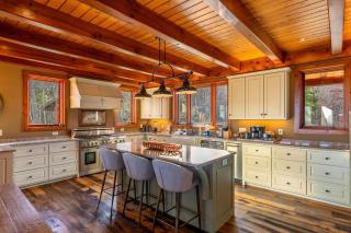 Bailey's Creek Lodge - 3