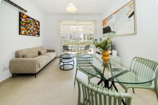 1 bedroom flat next to university - 0