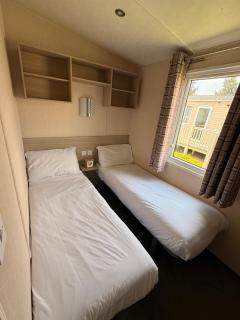 Tattershall Caravan- 28 The Pastures - 1