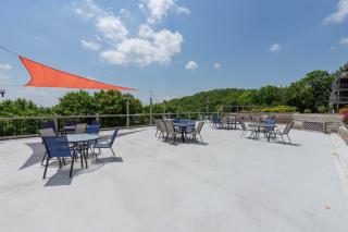 Lake View - Near Silver Dollar City - Stairs Required - Free Activity Tickets Included - TH6-2 - 9