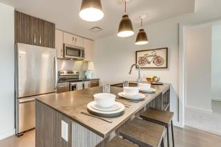 Shop, Dine and Explore Gem 7 Mi to Dtwn Springfield - 9