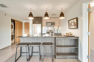 Shop, Dine and Explore Gem 7 Mi to Dtwn Springfield - 5