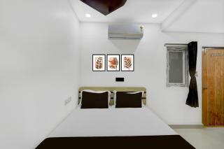 Hotel O De' BVL Grand - 1