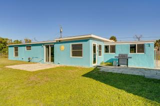 Dock, 3 Mi to Beach: Canal-Front Englewood Escape - 9