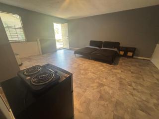 Delightful Studio, 15 mins to Downtown Atlanta - 0