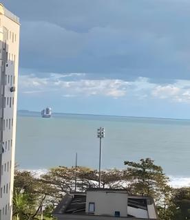 Lindo Sala Living com vista para o Mar - 1