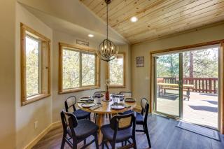 Big Bear Mtn Fun Family Cabin with Game Room - 1