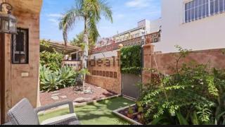 Semi-detached villa sea views, huge terrace, close beach - 8