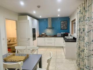 Woodley Haven House - 0