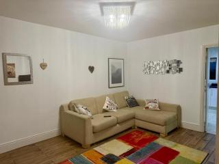 Woodley Haven House - 3