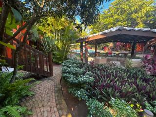 Praia do Forte Apartamento de Dois Quartos Charme e Conforto Dentro da Vila ! ATENÇÃO quartos conjugados - 8