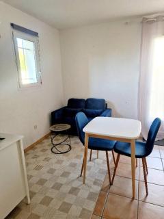 Studio Beau Soleil - LʼIsle-sur-la-Sorgue - 7