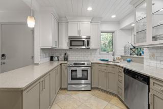 4550 Parkside Villa by Akers Ellis Rentals - 2