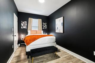 Luxury 5BR Designer Stay and Stylish NOLA Getaway - 2