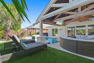 Secret Beach House - 5