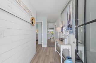 Secret Beach House - 1