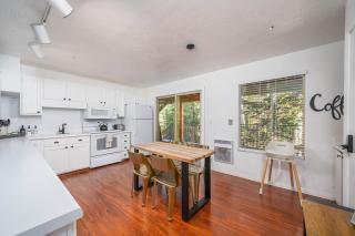 Ski-in ski-out Condo in Brian Head - 5