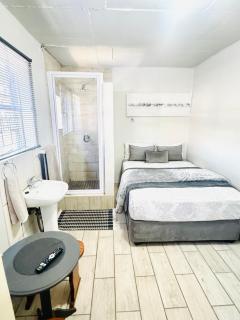 Ts Group Africa furnished apartments - Marothwane Saturday Sebola - 6