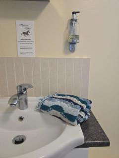 Family Room - The Unicorn Hotel - 7