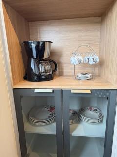 Apartment 402 withoeft - 5