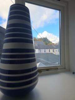 Twin Room - The Unicorn Hotel - 7