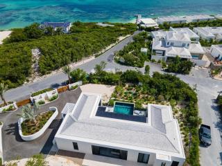 Skyline Villas - Villa Luna Oceanfront with Private Pool - 5