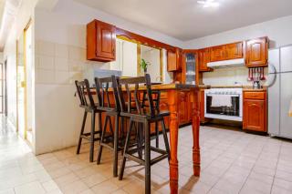 Casa Santa Anita, grande y céntrica - 6