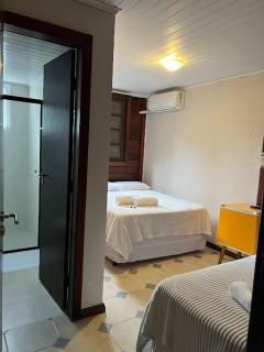 Ilha do Mel Pousadas em Nova Brasília - 7