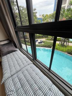 2Br Cicada Cabanas Huahin Blue Sapphire pool view suite - 4