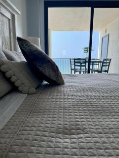 Beautiful 12th Floor Gulf Front Condo with a Breath Taking View - 2