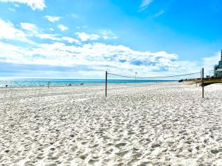 Beautiful 12th Floor Gulf Front Condo with a Breath Taking View - 1