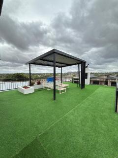 Fourteen38 Mews Guesthouse - 1