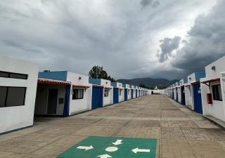 Las Fuentes XoXo - 0