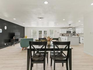 Spacious 4 Bedroom Family Retreat in the Heart of McKinney, TX - 9