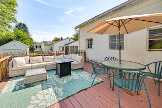 2 Mi to Dtwn Newark Pet-Friendly Home! - 8