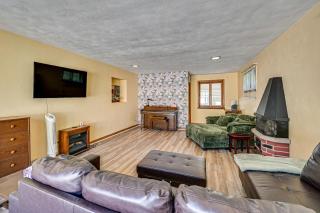 2 Mi to Dtwn Newark Pet-Friendly Home! - 7