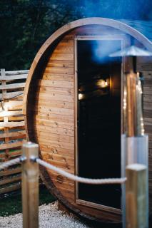 Nestledstays- The Willow - 9