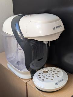 Aaron's apartment - 8