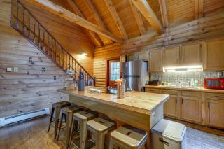 Year-Round Outdoor Adventures Poconos Hideaway - 5