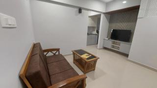 Lavender Airport Suite - 7