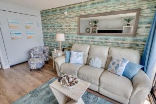 New Direct 1BR Oceanfront Sandcastle South, Pools! - 2