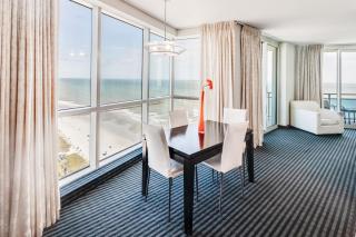 New HIGH 2BR 20th FLOOR, Direct Oceanfront, Pools! - 0