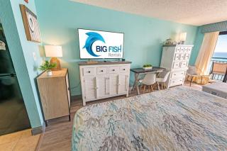 NEW! Direct Oceanfront Studio at Sandcastle South! - 5