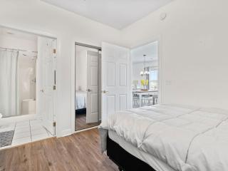 NEW! Large 2BR in Azalea Lakes Pools Hot Tubs! - 5