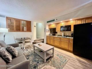 1 BR at Beach Cove Resort,Pools,Direct Oceanfront! - 8